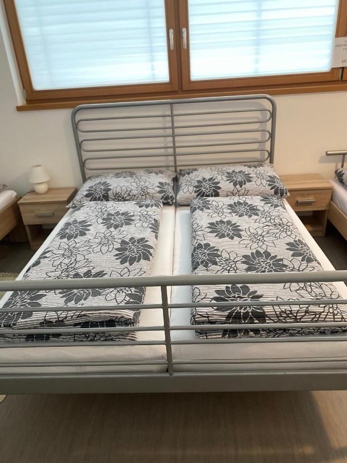 Apartman Hustopeče Eksteriør bilde